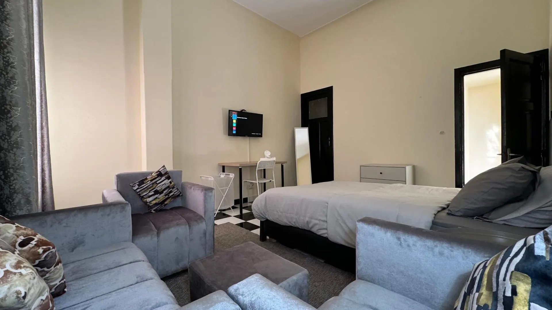 Casablanca Central Suites - Casa Port